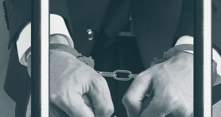 Help, I am arrested Image